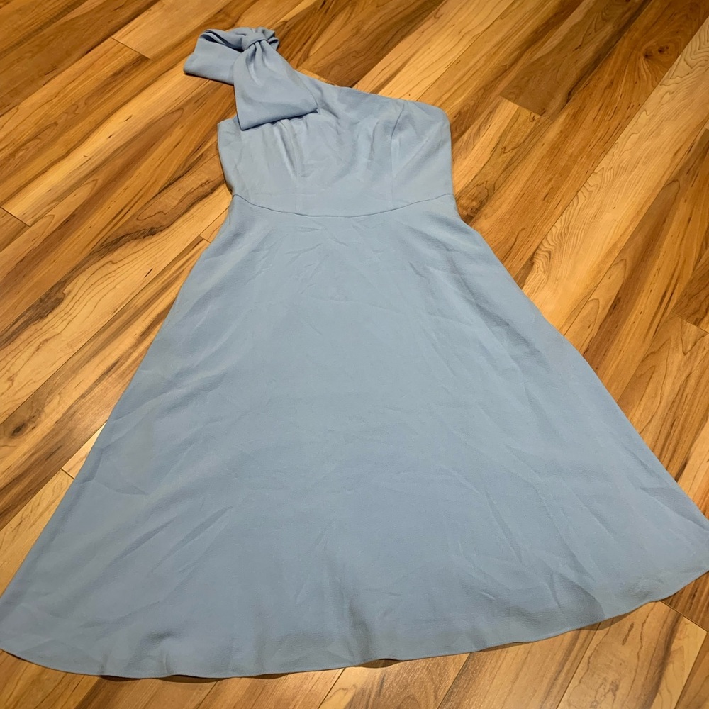 Gal Meets Glam Collection Light Blue One-Shoulder Midi Dress